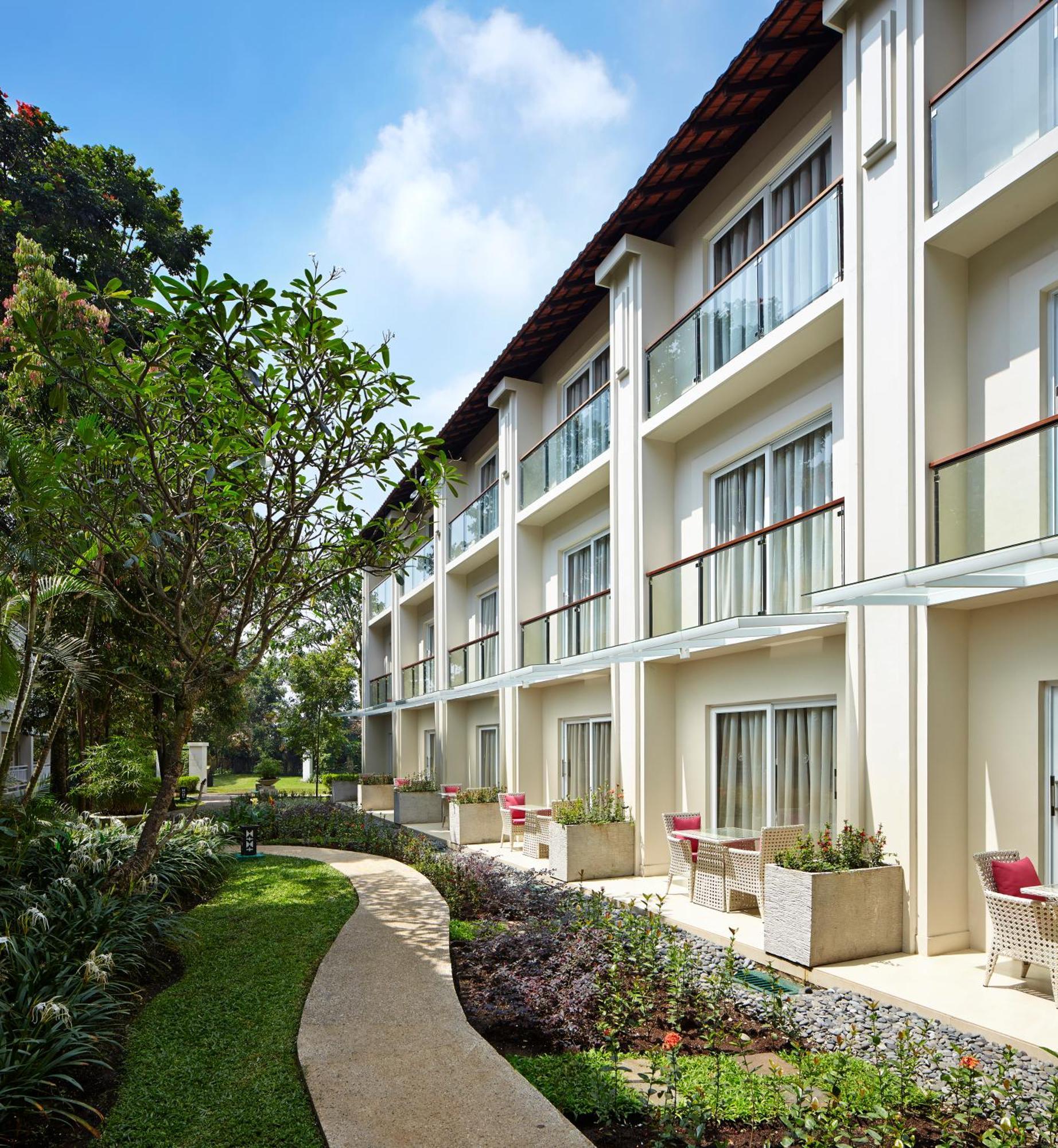 เชอราตัน บันดุง โฮเต็ล แอนด์ ทาวเวอร์ Hotel ภายนอก รูปภาพ