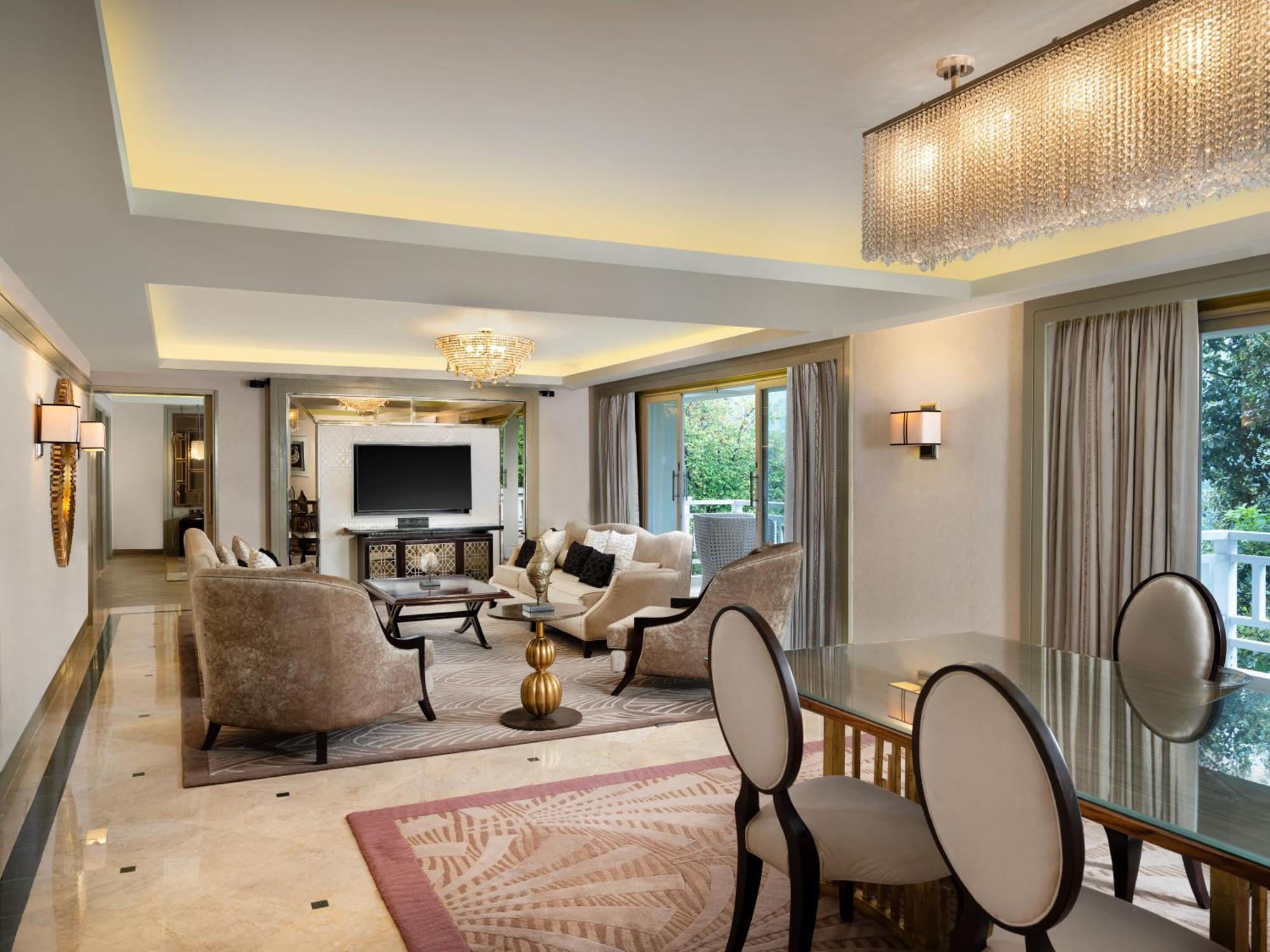เชอราตัน บันดุง โฮเต็ล แอนด์ ทาวเวอร์ Hotel ภายนอก รูปภาพ