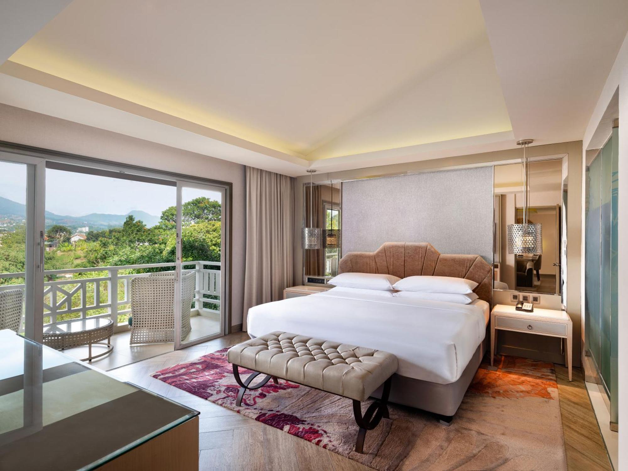 เชอราตัน บันดุง โฮเต็ล แอนด์ ทาวเวอร์ Hotel ภายนอก รูปภาพ